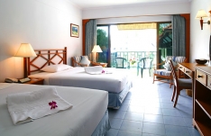 Отель Amora Beach Resort
