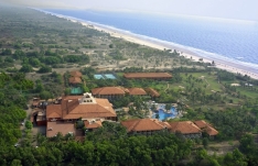 Отель Ramada Caravela Beach Resort