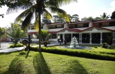 Отель Berjaya Praslin Beach Resort