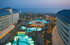 Отель Crystal Admiral Resort Suites & SPA
