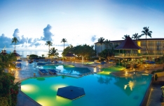 Отель Breezes Bahamas